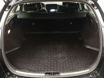 Car image 36