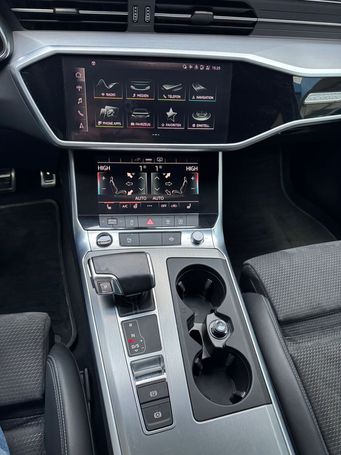 Audi A6 50 TFSIe quattro S-line Avant 220 kW image number 14