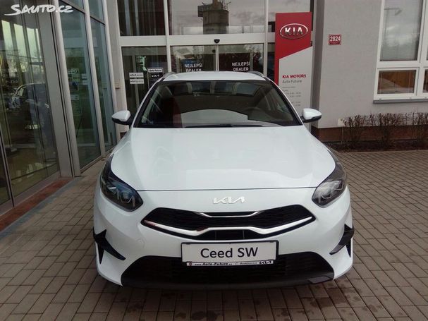 Kia Ceed 1.5 T-GDI 118 kW image number 2