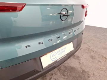 Car image 25