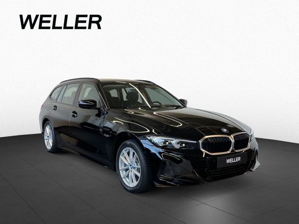 BMW 330e Touring 215 kW image number 3