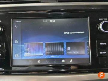 Car image 28