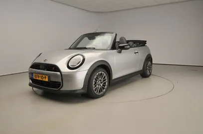 Car image 40