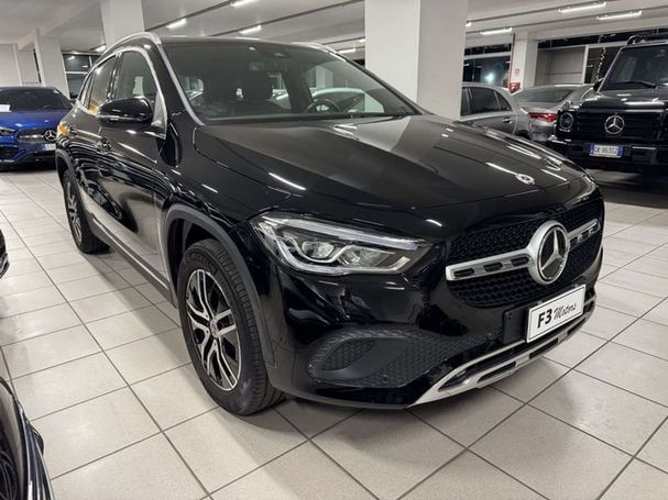 Mercedes-Benz GLA 200 d 110 kW image number 2