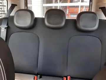 Car image 28