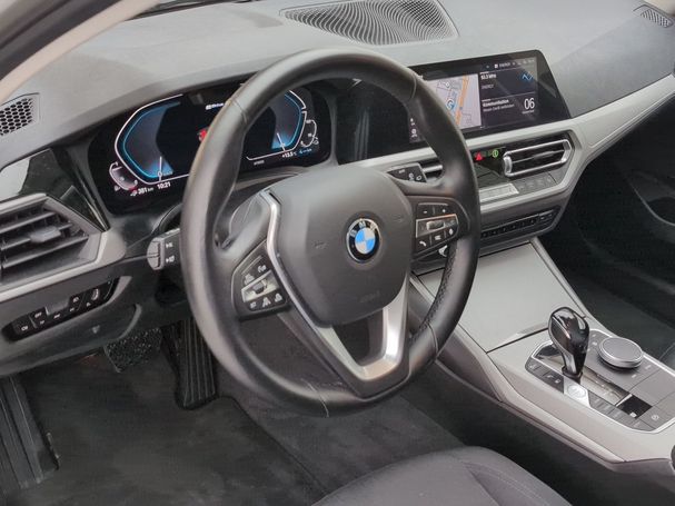 BMW 320 e Touring 150 kW image number 8