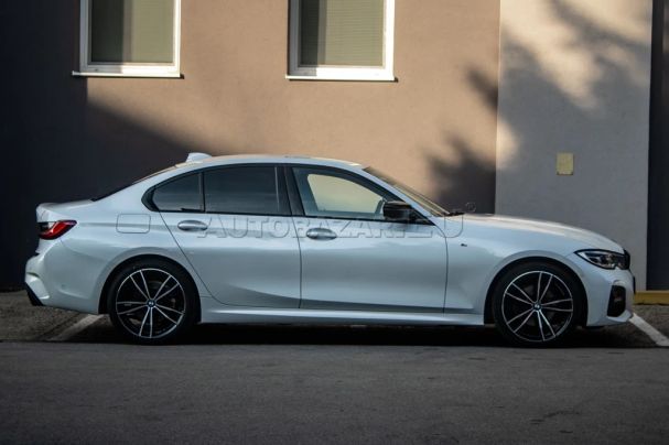 BMW 320i xDrive 135 kW image number 3