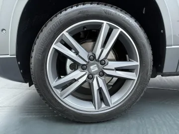 Car image 39