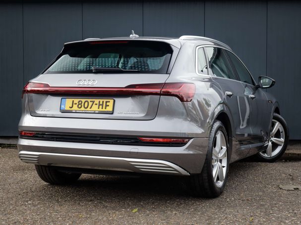 Audi e-tron 50 quattro 230 kW image number 2