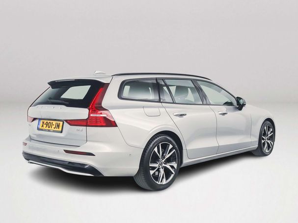 Volvo V60 Plus 130 kW image number 3