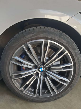 BMW 330i Touring xDrive 190 kW image number 8