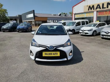 Car image 3