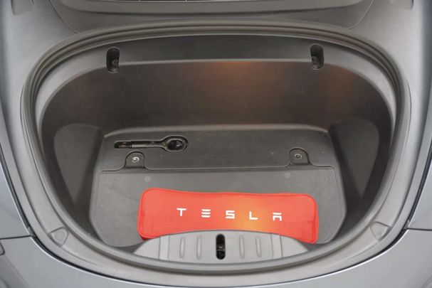 Tesla Model 3 Performance AWD 340 kW image number 31