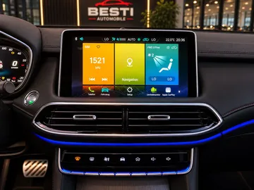 Car image 14