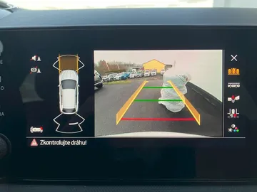 Car image 28