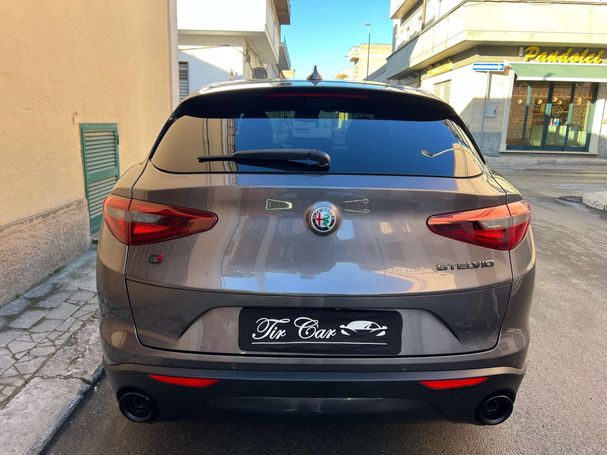 Alfa Romeo Stelvio 2.2 Q4 140 kW image number 29