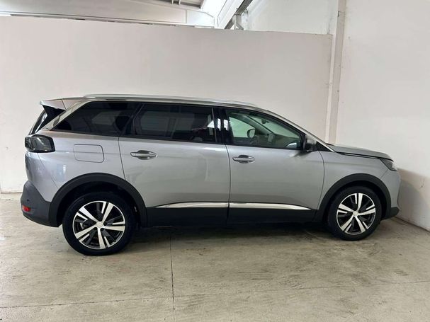 Peugeot 5008 BlueHDi 130 Allure 96 kW image number 3