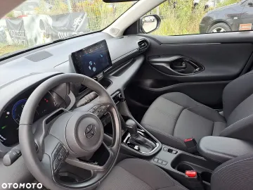 Car image 32