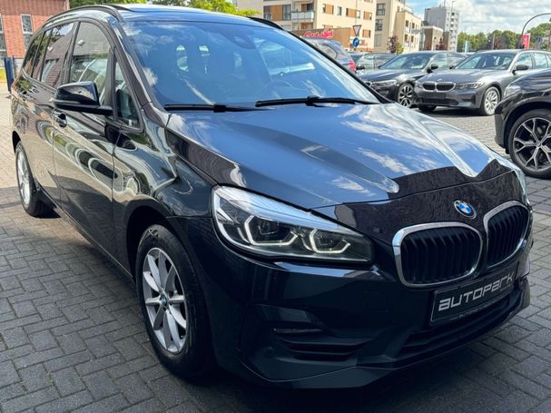 BMW 216d Active Tourer Advantage 85 kW image number 2