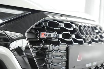 Car image 39