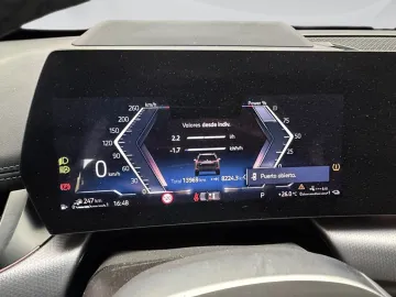 Car image 28