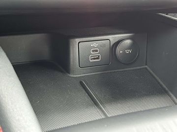 Car image 33