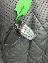 Car image 33