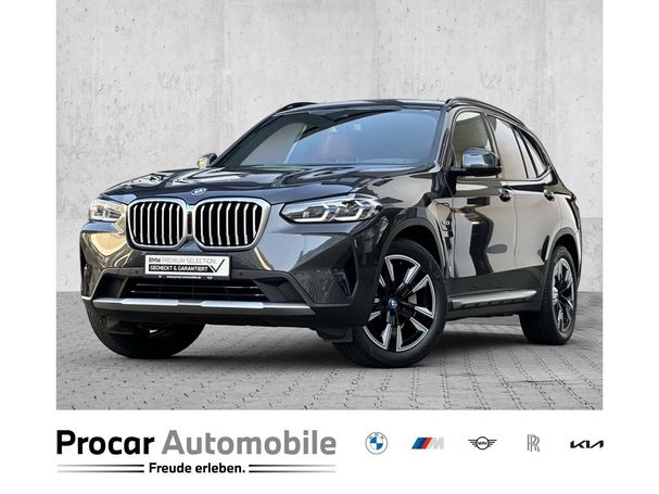 BMW X3 xDrive30e 215 kW image number 1