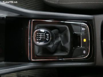 Car image 32