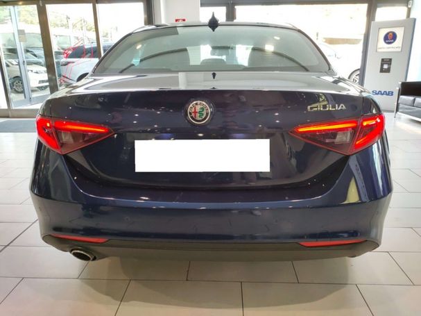 Alfa Romeo Giulia 100 kW image number 4