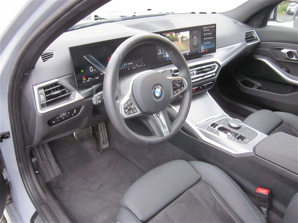 BMW 320d Touring M Sport 140 kW image number 9