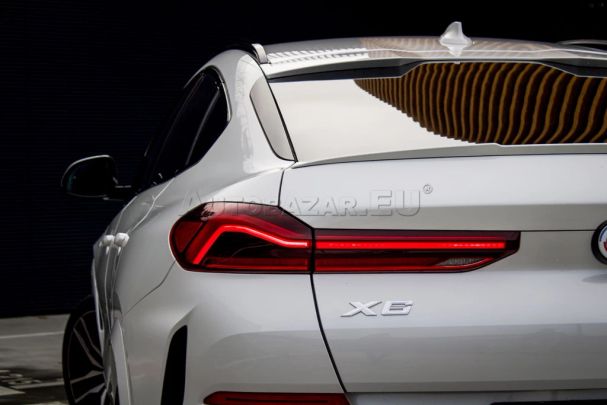 BMW X6 M xDrive 250 kW image number 17