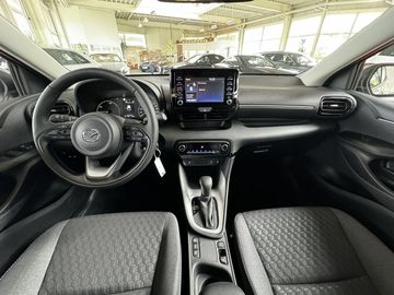 Car image 13