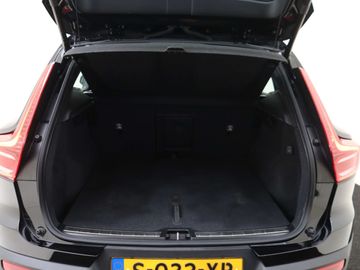 Car image 35