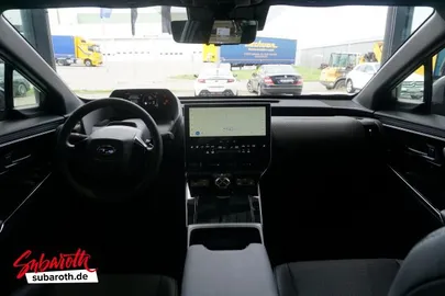 Car image 23