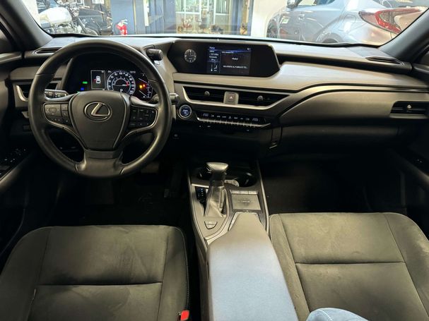 Lexus UX 250h 107 kW image number 8