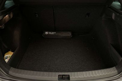 Car image 41