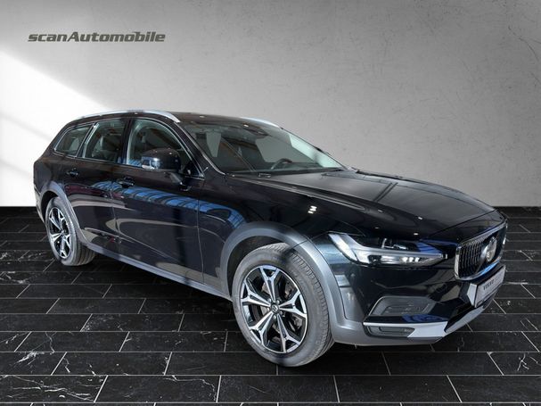 Volvo V90 Cross Country Pro AWD 145 kW image number 4