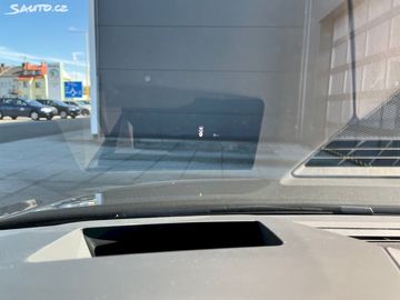 Car image 40