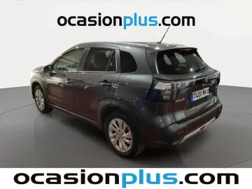 Car image 4