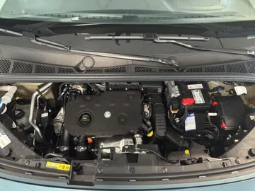 Car image 31