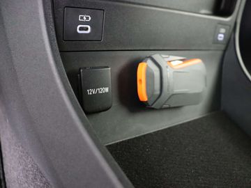 Car image 31