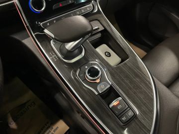 Car image 33