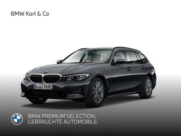 BMW 330 e Touring Sport Line 218 kW image number 1