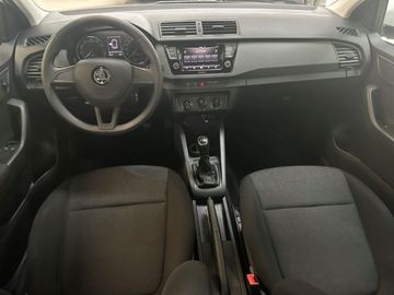 Car image 15