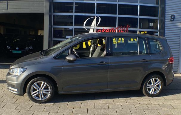 Volkswagen Touran 1.2 TSI BlueMotion Trendline 81 kW image number 6