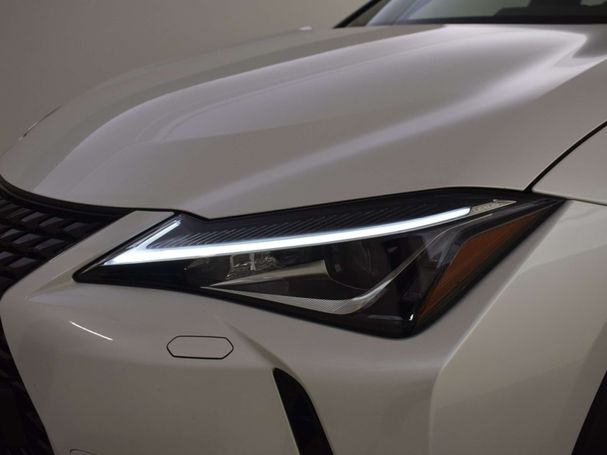 Lexus UX 300e 150 kW image number 9