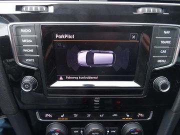 Car image 36