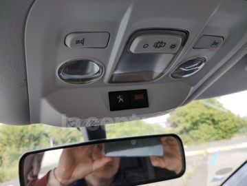 Car image 31