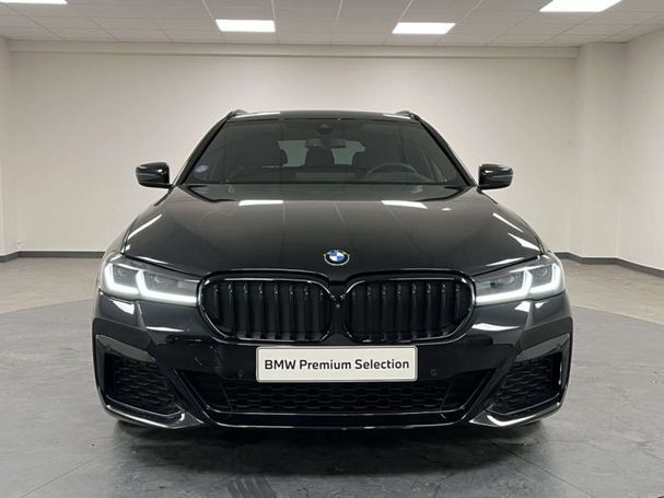 BMW 530 Touring xDrive 137 kW image number 2